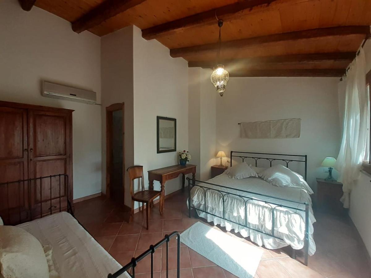 Sa Ruscitta Bed & Breakfast Sant'Antioco Ngoại thất bức ảnh