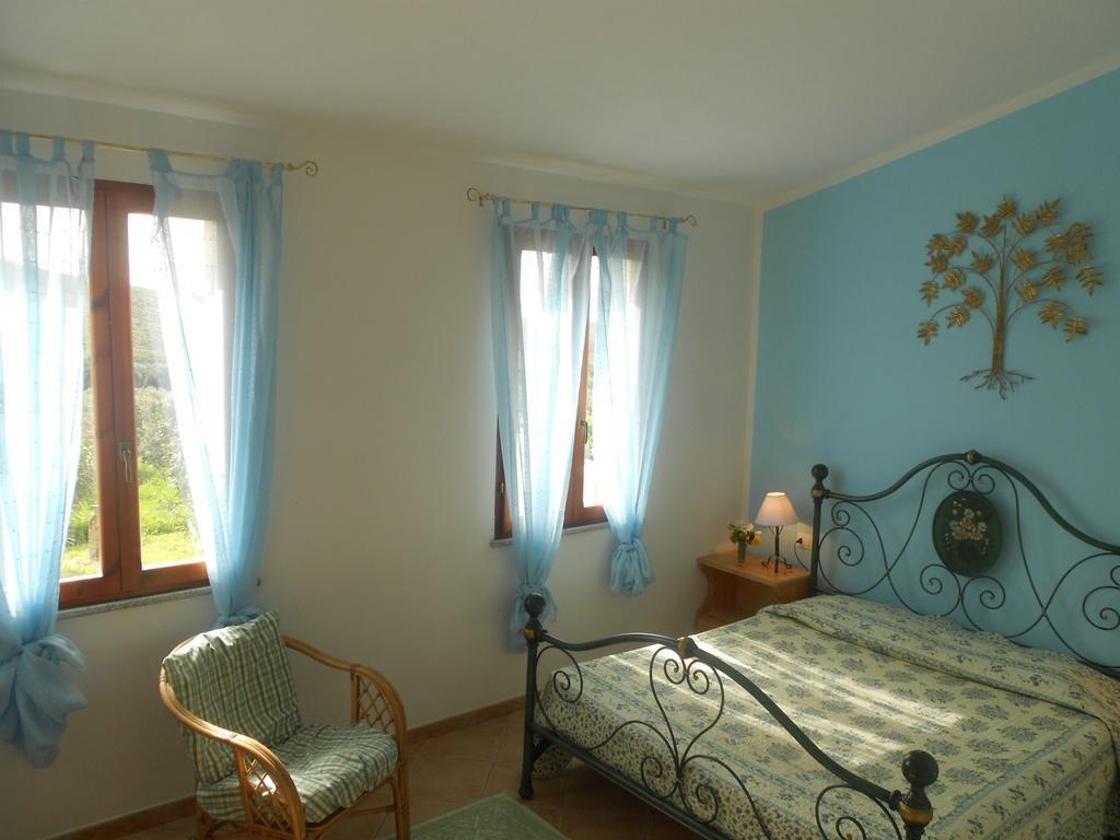 Sa Ruscitta Bed & Breakfast Sant'Antioco Phòng bức ảnh